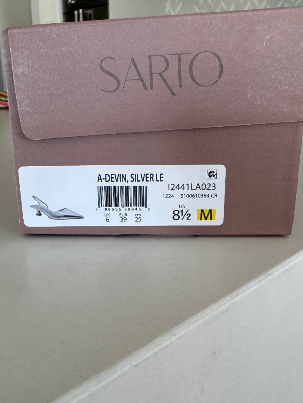 Franco Sarto silver leather kitten heels, never worn